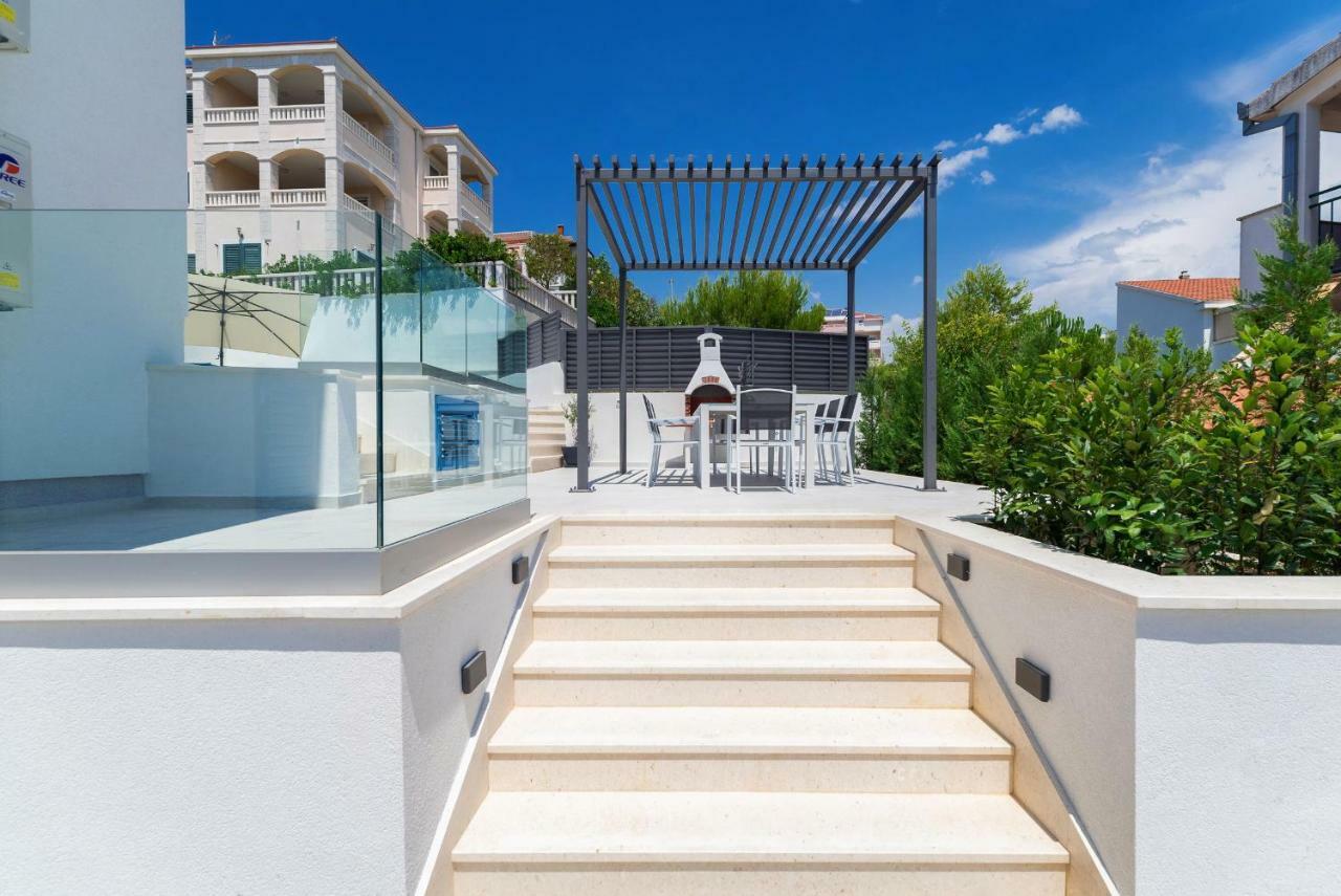 Villa Miholina - With Heated Swimming Pool Trogir Exteriér fotografie